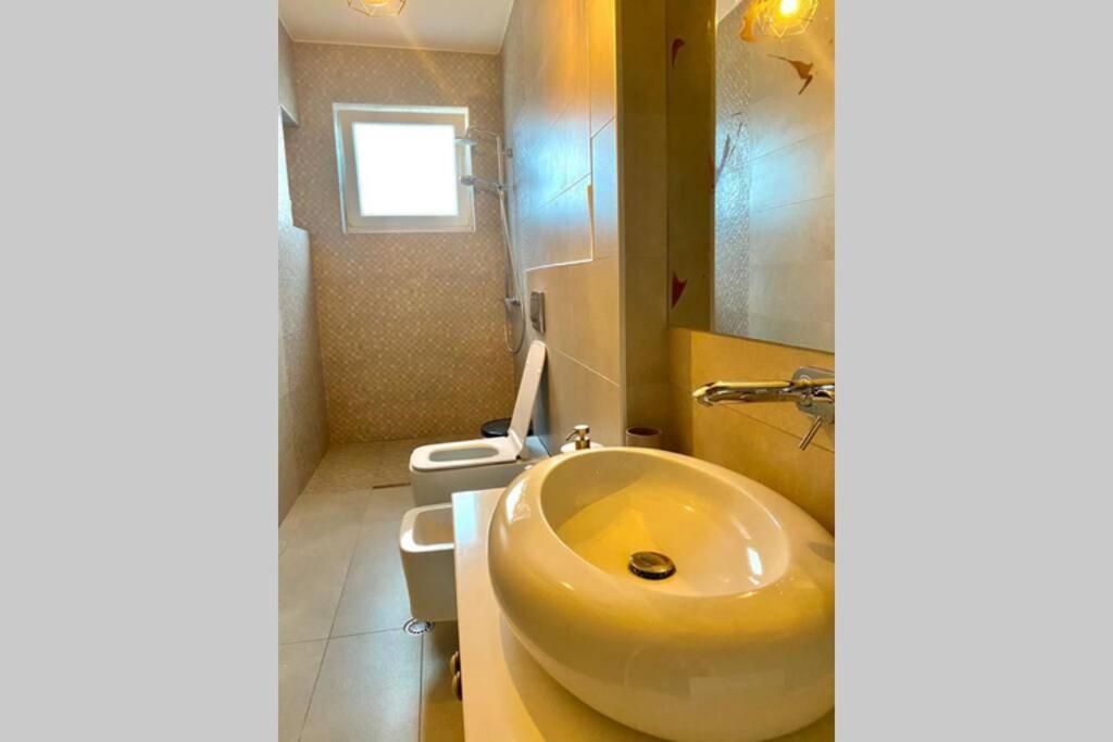 פוגרדץ Cozy Lake Front Flat Bequeme Wohnung An Der See מראה חיצוני תמונה